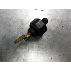 94W021 Engine Oil Pressure Sensor For 05-09 Hyundai Tucson  2.0